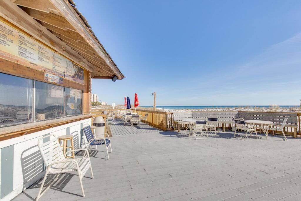 Pelican Beach Resort-Walkout Unit-On The Beach Дестін Екстер'єр фото