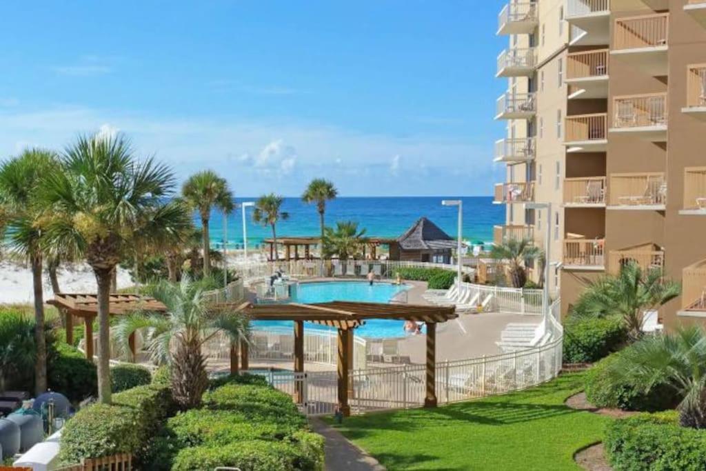 Pelican Beach Resort-Walkout Unit-On The Beach Дестін Екстер'єр фото