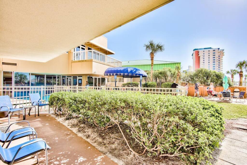 Pelican Beach Resort-Walkout Unit-On The Beach Дестін Екстер'єр фото