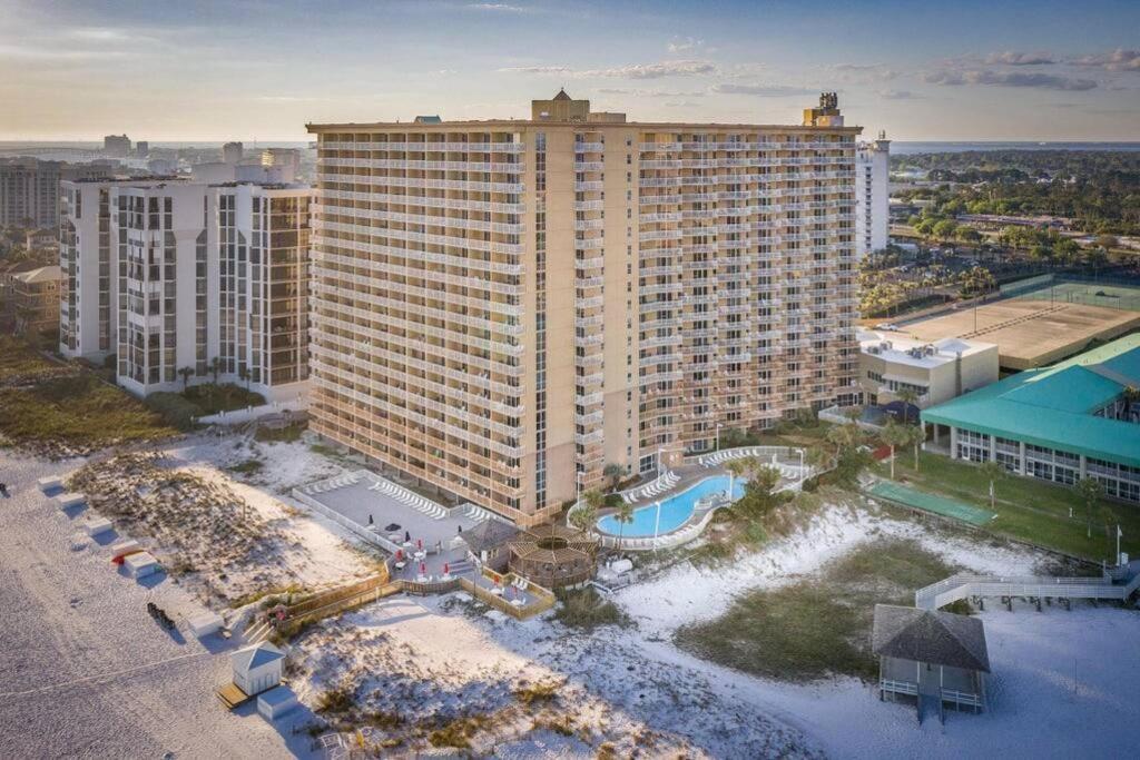 Pelican Beach Resort-Walkout Unit-On The Beach Дестін Екстер'єр фото